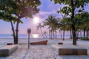 MARINA SEASIDE BOUTIQUE HOTEL