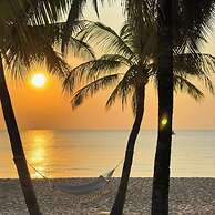 MARINA SEASIDE BOUTIQUE HOTEL