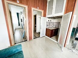 MARINA SEASIDE BOUTIQUE HOTEL