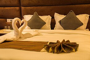 Montrose 11 Boutique