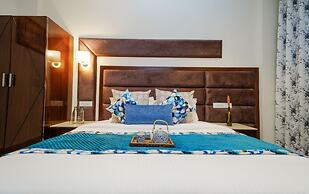 Montrose 11 Boutique