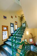 Montrose 11 Boutique