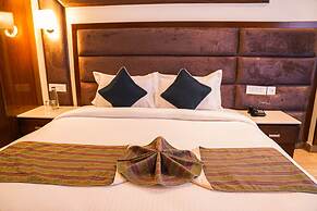 Montrose 11 Boutique