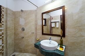 Montrose 11 Boutique