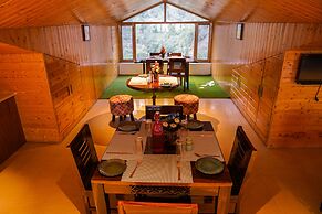 Montrose 11 Boutique