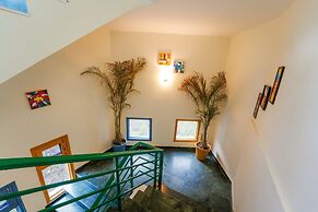 Montrose 11 Boutique