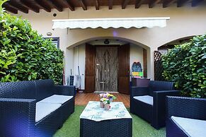 The Three Moons Apartment