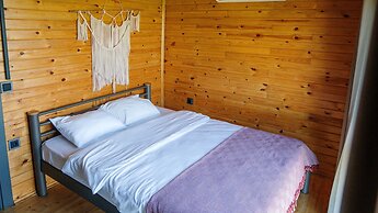 No95 Deluxe Bungalov