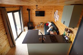 No95 Deluxe Bungalov