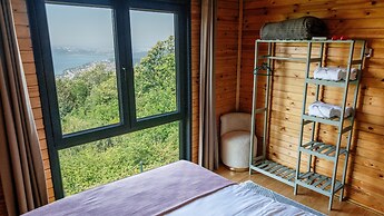 No95 Deluxe Bungalov