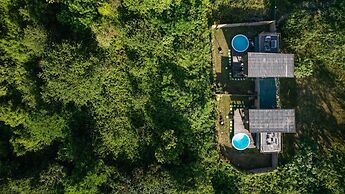 No95 Deluxe Bungalov