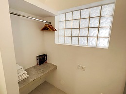 Poli Cave House - Fira Santorini