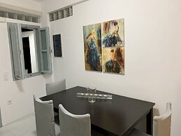 Poli Cave House - Fira Santorini