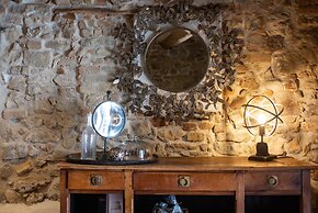 THERESA SULLA COLLINA