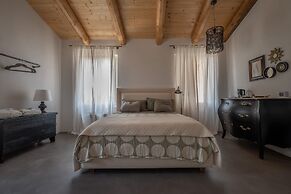 THERESA SULLA COLLINA