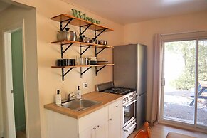 Lakepoint Cottage Resort