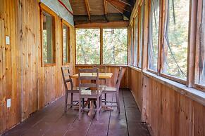 Lakepoint Cottage Resort