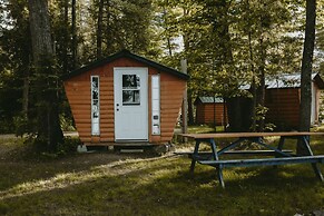 Lakepoint Cottage Resort