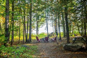 Lakepoint Cottage Resort