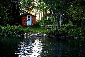 Lakepoint Cottage Resort