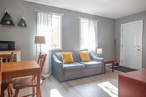 Lakepoint Cottage Resort