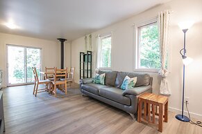 Lakepoint Cottage Resort