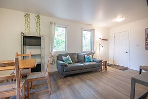 Lakepoint Cottage Resort