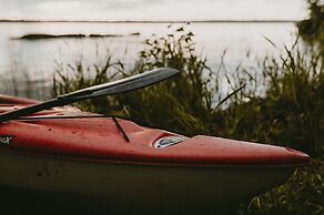 Lakepoint Cottage Resort