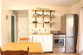 Lakepoint Cottage Resort