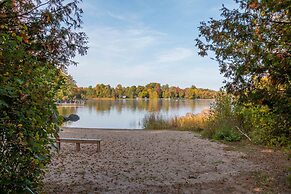 Lakepoint Cottage Resort