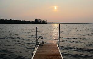 Lakepoint Cottage Resort