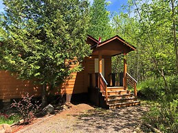 Lakepoint Cottage Resort