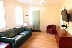 Lakepoint Cottage Resort