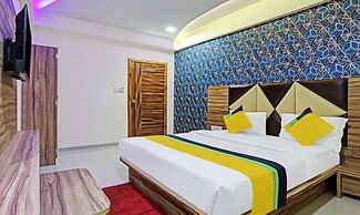Itsy Hotels Rk Palace