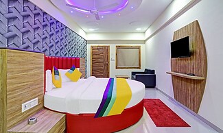 Itsy Hotels Rk Palace