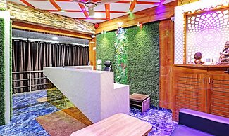 Itsy Hotels Rk Palace