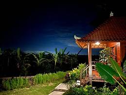 Sunset Hill Lembongan