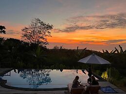 Sunset Hill Lembongan
