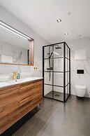 Enter St. Elisabeth Suites