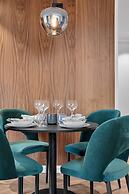 Enter St. Elisabeth Suites