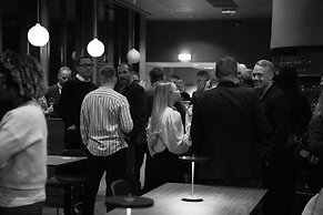 Enter St. Elisabeth Suites