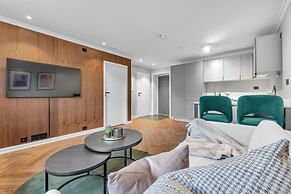 Enter St. Elisabeth Suites