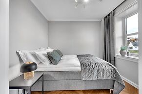 Enter St. Elisabeth Suites