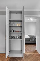 Enter St. Elisabeth Suites