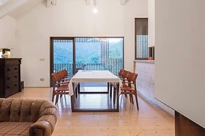 Geresnationalpark-cabin-6bed-balcony-pool-views