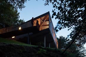 Geresnationalpark-cabin-6bed-balcony-pool-views
