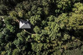 Geresnationalpark-cabin-6bed-balcony-pool-views
