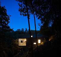 Geresnationalpark-cabin-6bed-balcony-pool-views