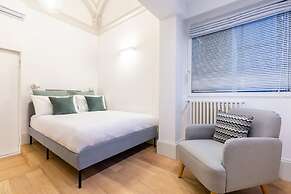 Cozy Studio in Chiaia District by Wonderful Italy