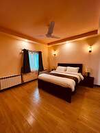 Reina Boutique Hotel - Murree
